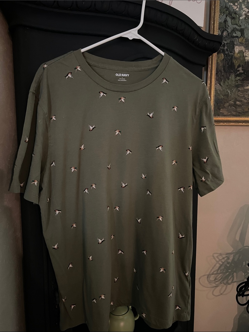 Old Navy Olive Green Short Sleeve Tee with Mallard Duck Motife